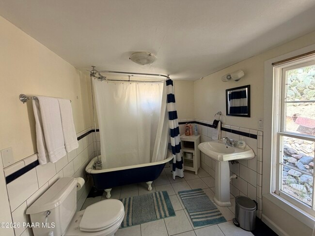 Building Photo - 411 S Cortez St