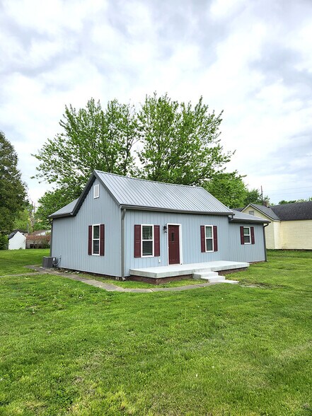 Primary Photo - 817 N Ashley St