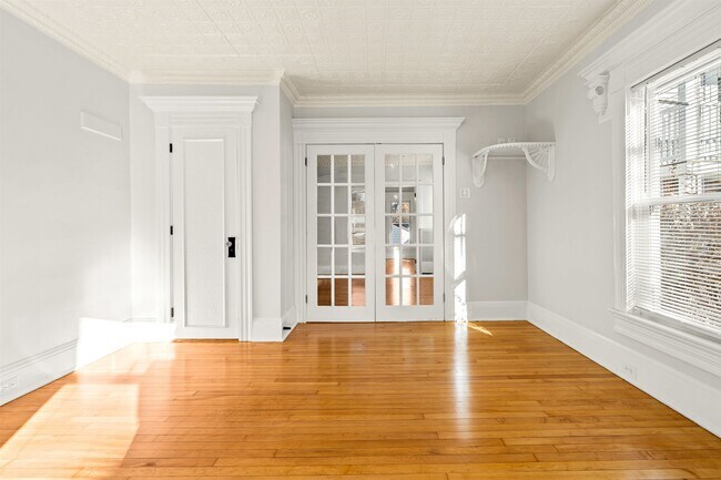 Building Photo - 26 Reservoir Ave