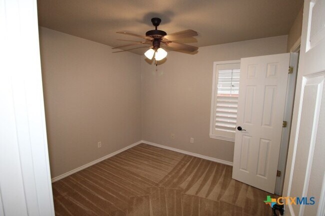 Building Photo - 603 Mustang Trail