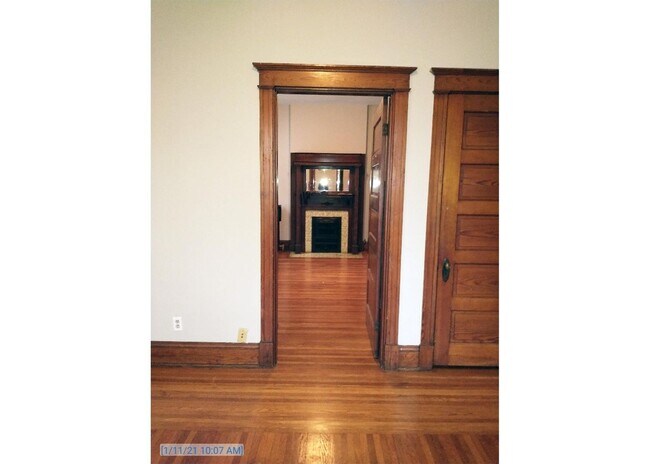 Building Photo - 3227 Jefferson Ave