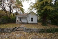 Building Photo - Rent this 2 Bedroom 1 bathroom Home