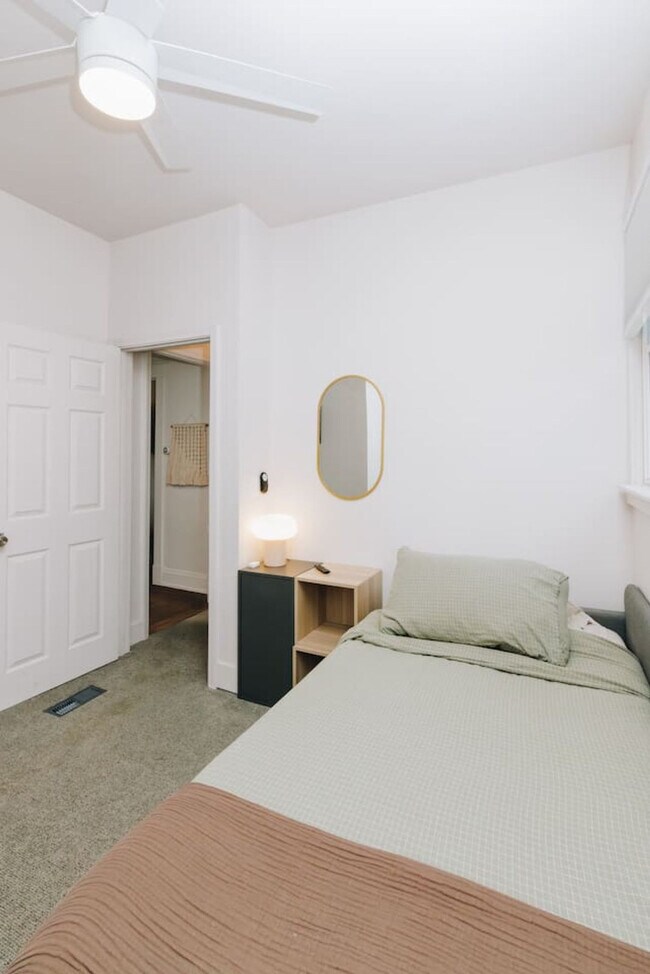 Building Photo - 3508 Tarpis Ave