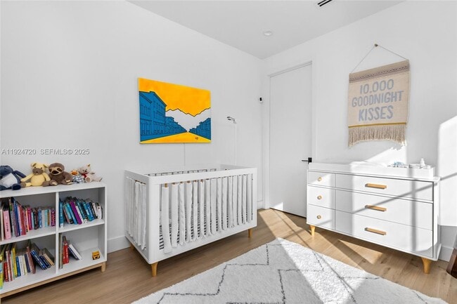 Building Photo - 895 NE 76th St