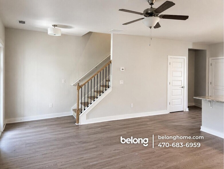 Building Photo - 300 Dempsey Dr