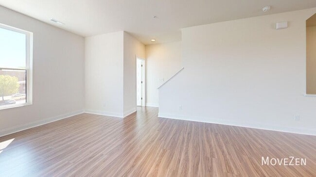 Building Photo - 104 Ailey Brook Way