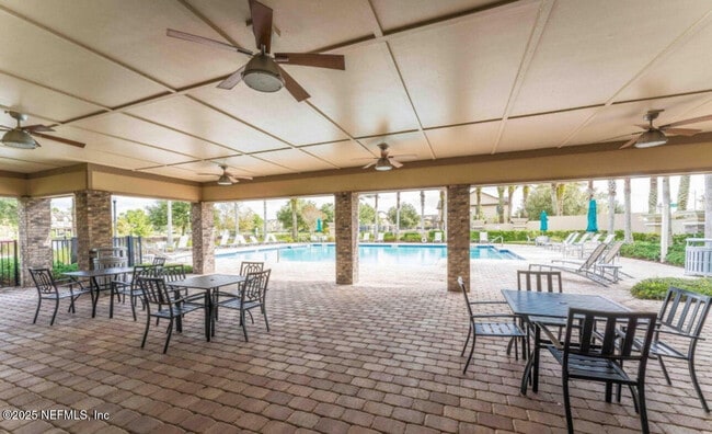 Building Photo - 7041 Beauhaven Ct