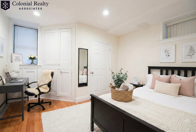 Building Photo - 1203 Beacon St
