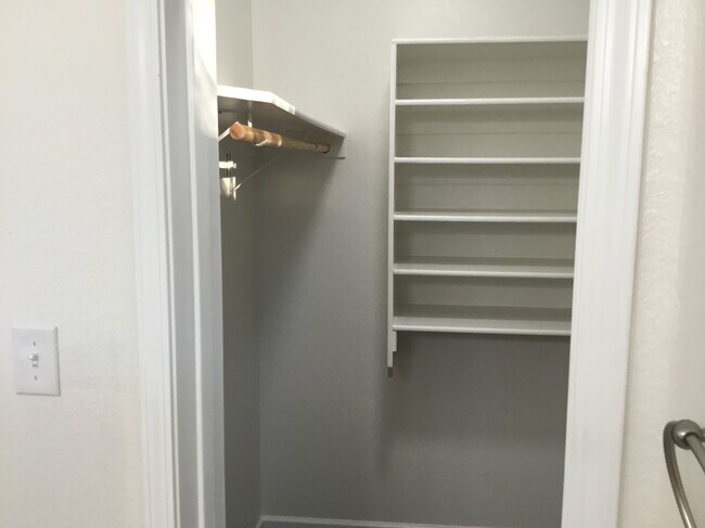 Building Photo - 3809 Calming Meadows Ct