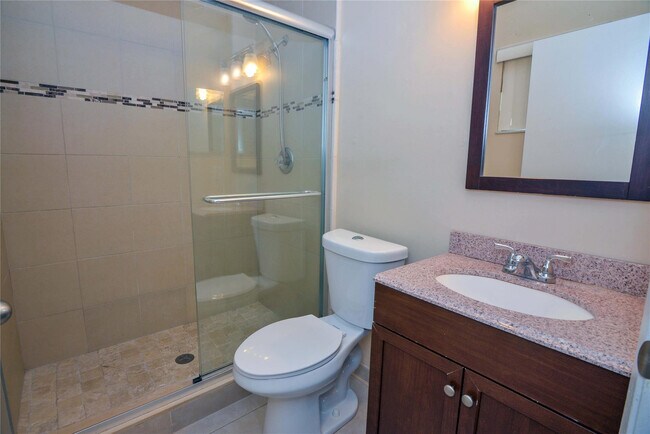 Building Photo - 18813 Cloud Lake Cir