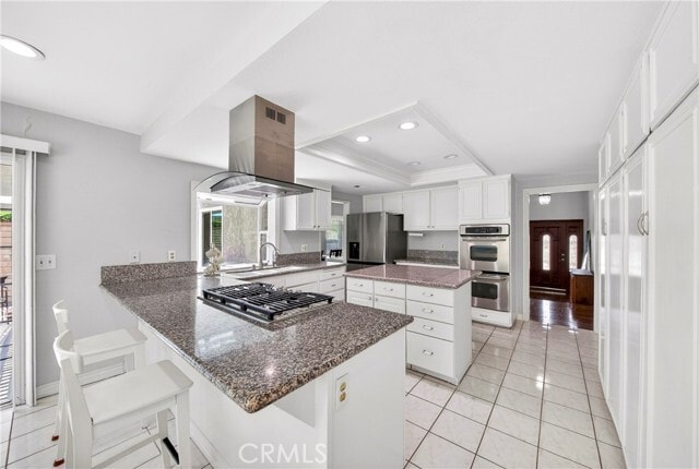 Building Photo - 2540 Royale Pl