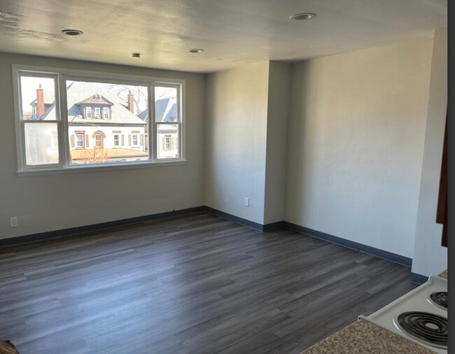 Building Photo - 5420 Stanton Ave