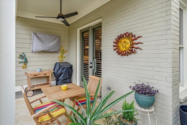 Building Photo - 2020 Elzey Ave