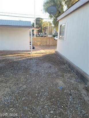 Building Photo - 5255 Sir James Way