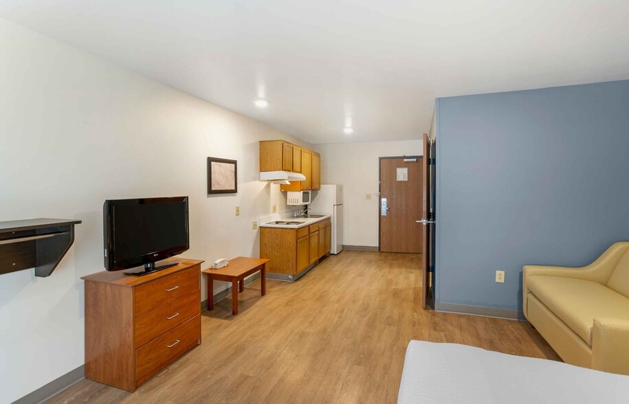 Building Photo - Furnished Studio-Salt Lake City - West Valley City