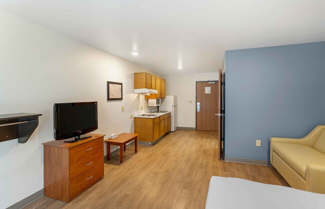 Building Photo - Furnished Studio-Salt Lake City - West Val...