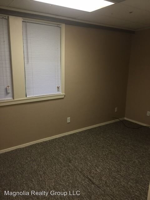 Building Photo - 3 br, 1.5 bath House - 4051 Calcaseiu Loop