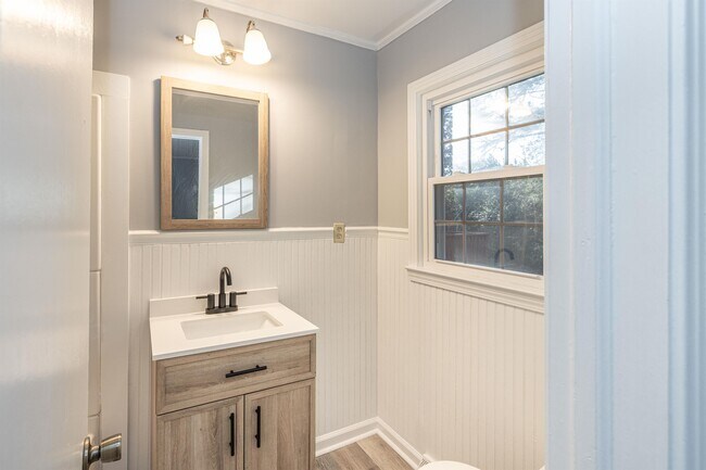 Building Photo - 6381 NC-73