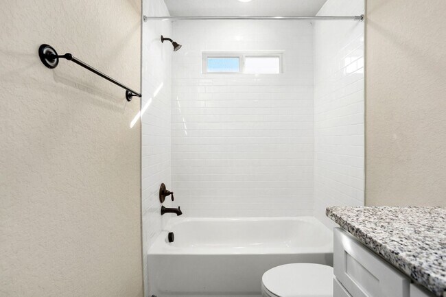 Building Photo - Brand New 3/2.5 Townhome