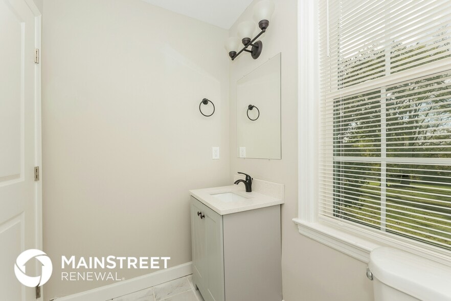 Building Photo - 307 W Due West Ave