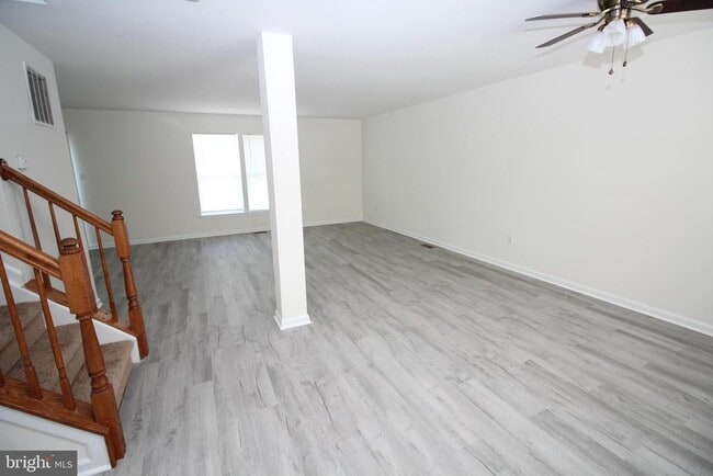 Building Photo - 43 Thomas Harmon Dr