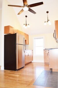 Building Photo - 220 North Ave