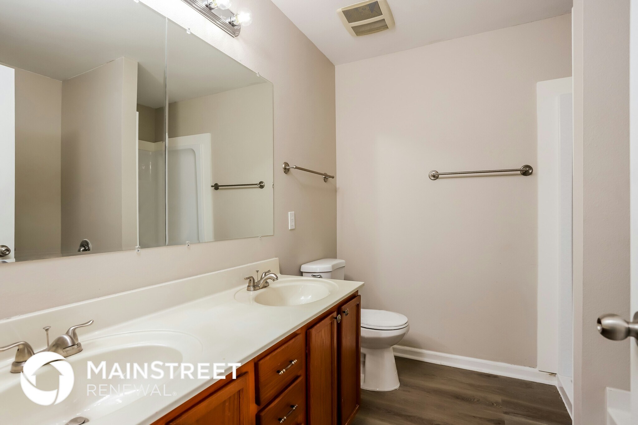 Building Photo - 30 Willow Springs Dr