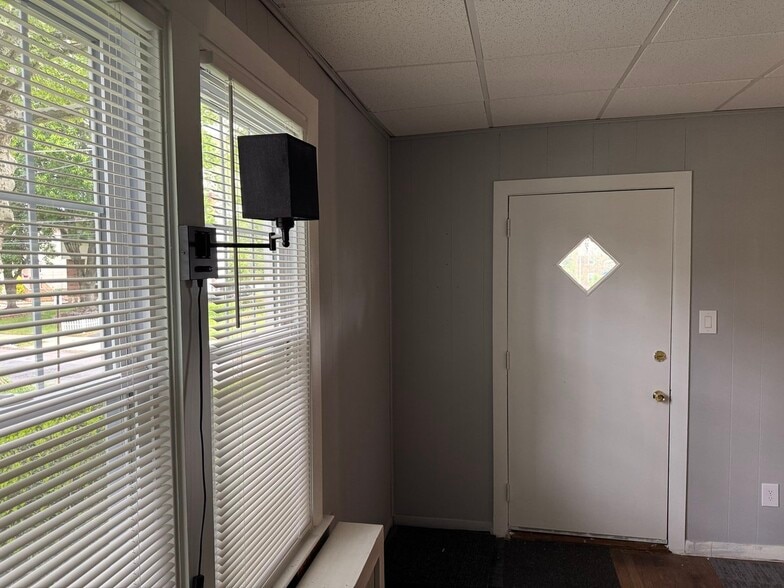 Office/Den with porch access - 130 E Wayne Ave
