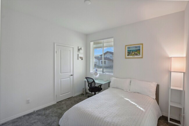 Building Photo - 30153 Truckee Cir