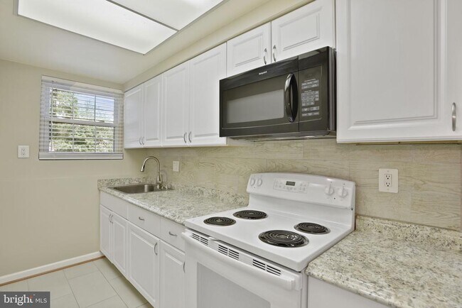 Building Photo - 2919 Willston Pl