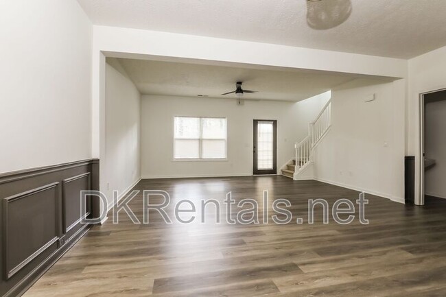 Building Photo - 2555 Flat Shoals Rd