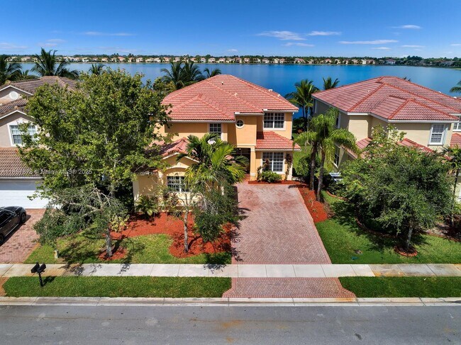 Building Photo - 4376 SW 179th Way