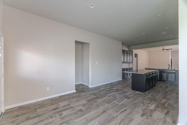 Building Photo - 8026 Whisper Grove Dr