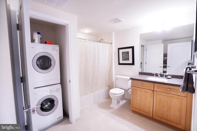 Building Photo - 1115 Cameron St