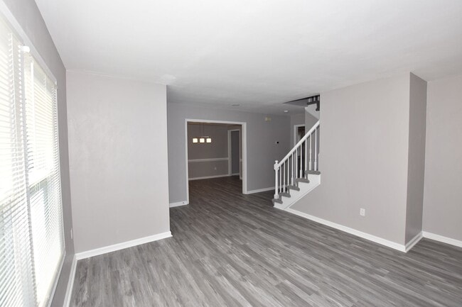 Building Photo - 4 BEDROOM HOME LOCATED IN SOUTH CHESEPEAKE. MUST SEE !!!!!!!!!!!