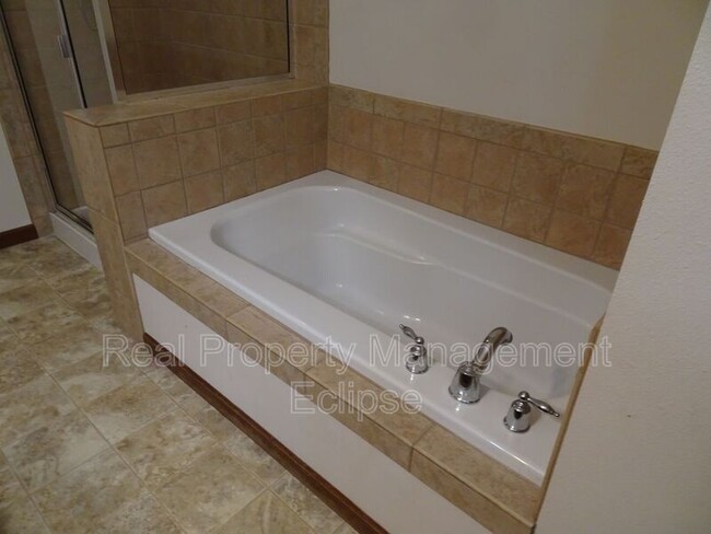 Building Photo - 13241 101st Ln NE