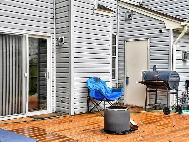 Building Photo - 4700 Parvathi Ct