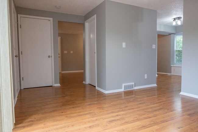 Building Photo - 3125 Tromley Ct