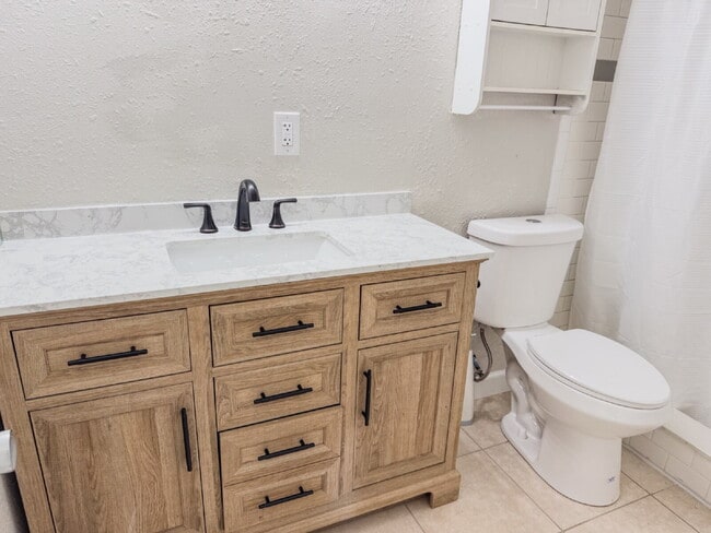 Building Photo - WATERFRONT POOL HOME ON A CANAL THAT LEADS STRAIGHT INTO TAMPA BAY - NEW DOCK AND SEAWALL COMING ...