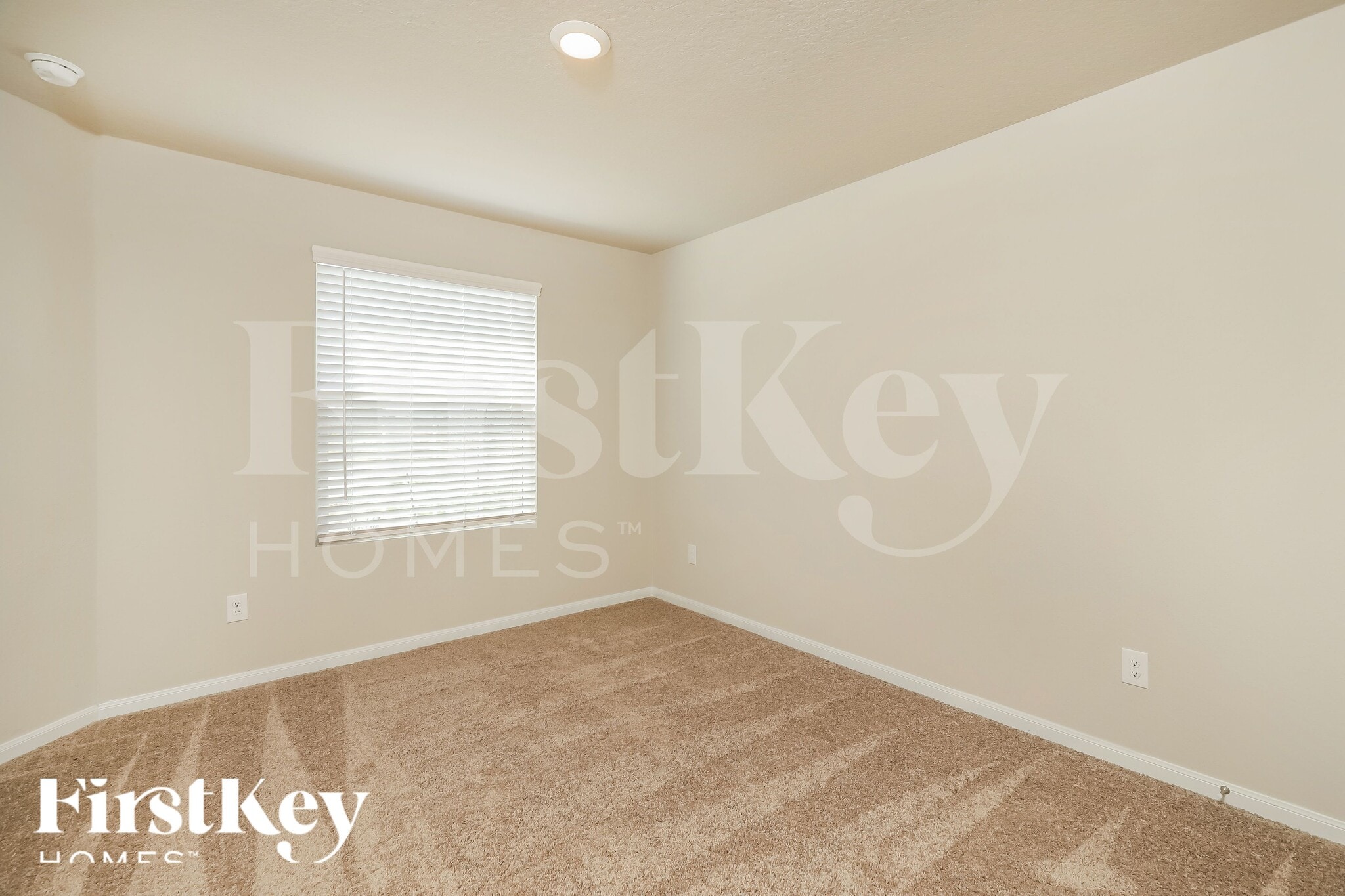 Building Photo - 9984 Sarrebourg St