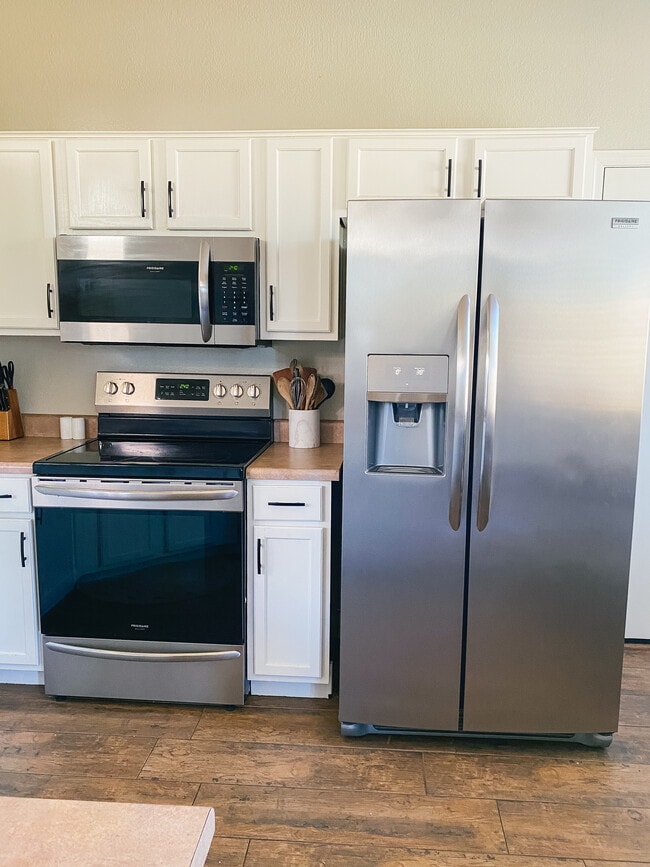 Building Photo - 14286 W Cora Ln