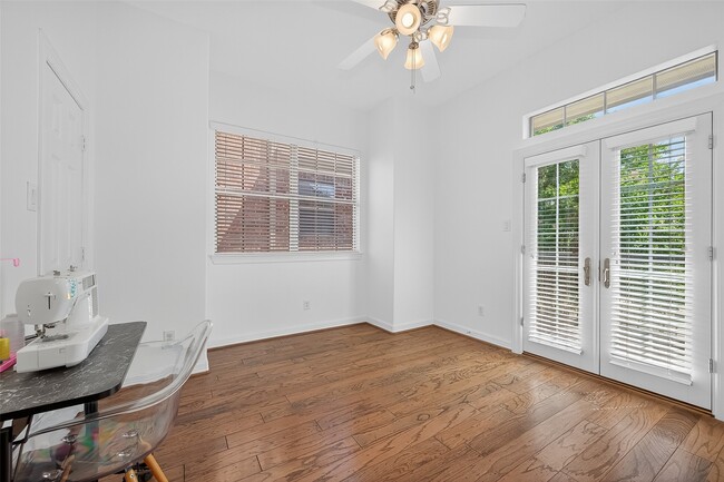 Building Photo - 7926 Stoneyway Dr