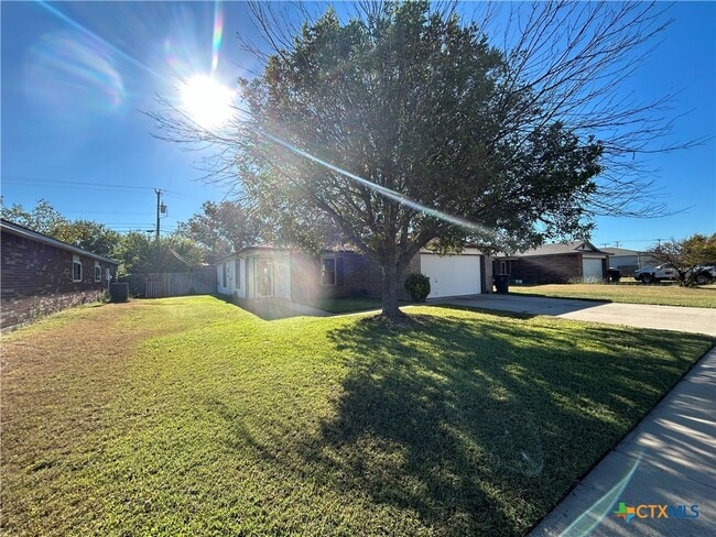 Building Photo - 4510 Dartmouth Dr