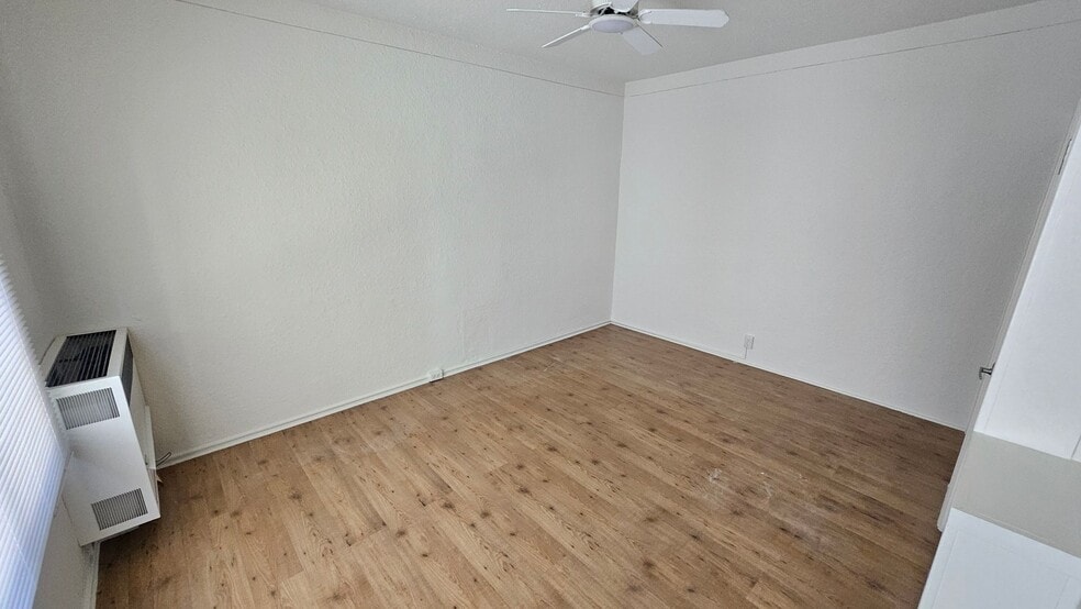 Building Photo - 228 S Tower Dr