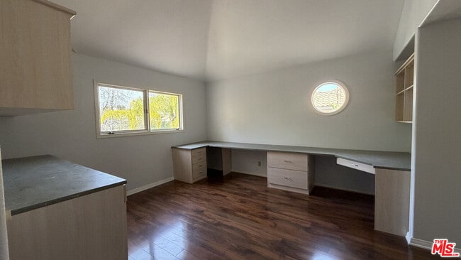 Building Photo - 4312 Park Verdi