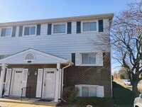 Building Photo - 553 W Park Ave