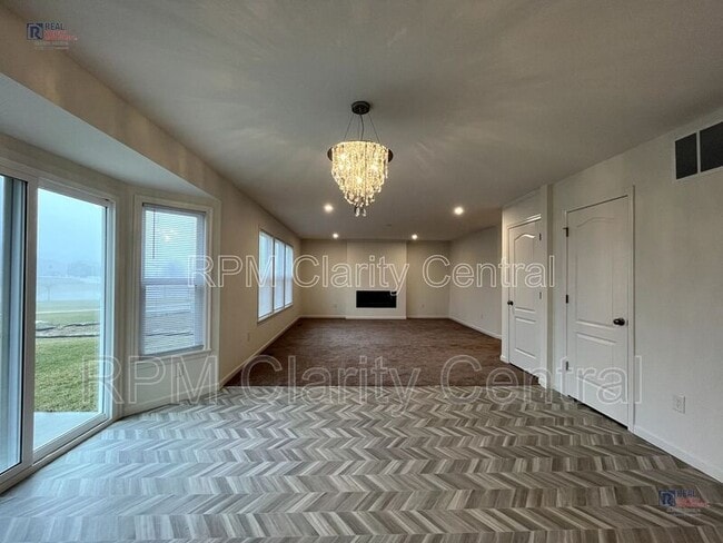 Building Photo - 375 Alonzo Palmer St