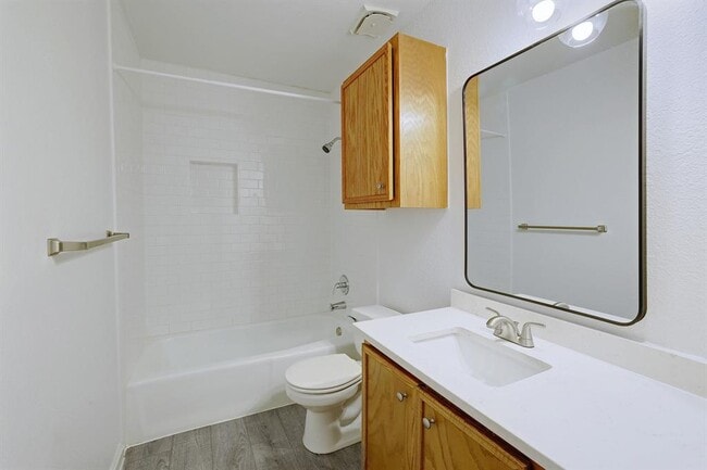 Building Photo - 1314 Zephyr Ln