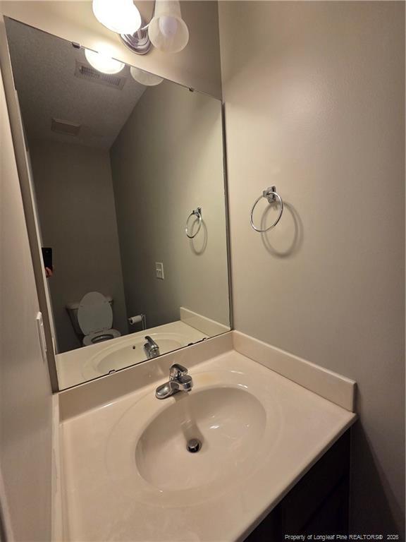 Building Photo - 220 Loxley Ln