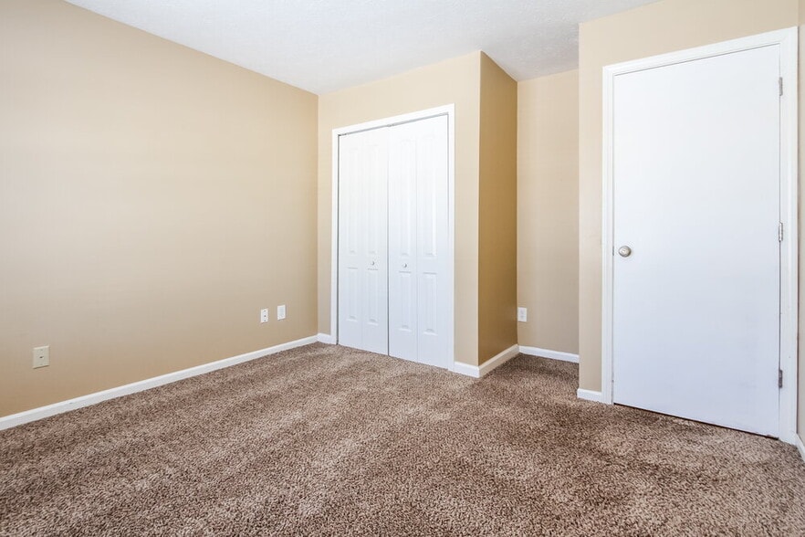 Building Photo - 1947 Mare Ave